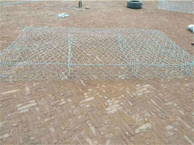 双隔板雷诺护垫